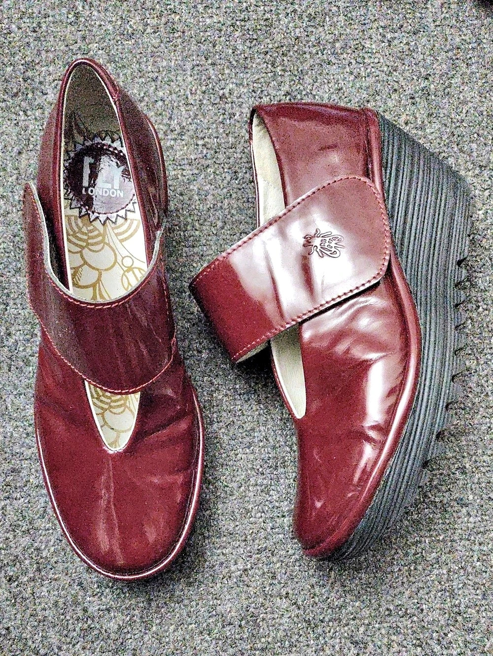 Fly London Yasi Patent Leather Mary Jane Wedge Shoes Burgundy